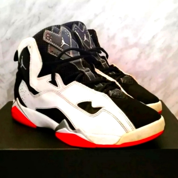 Nike Air Jordan True Flight GS 5.5Y women's sz 7 Wolf Black White Shoes 342774 - Picture 1 of 6